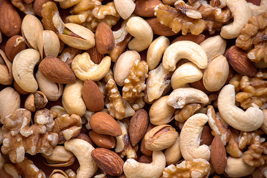 性格のせいだと思っていたイライラや落ち込み、実は「腸内環境」が原因かも？幸せホルモン・セロトニンの9割を作る腸を整えて、メンタルを安定させる方法を解説。脳腸相関の仕組みから、楽天で人気のナッツや無添加味噌を活用したセロトニンUP術まで網羅。